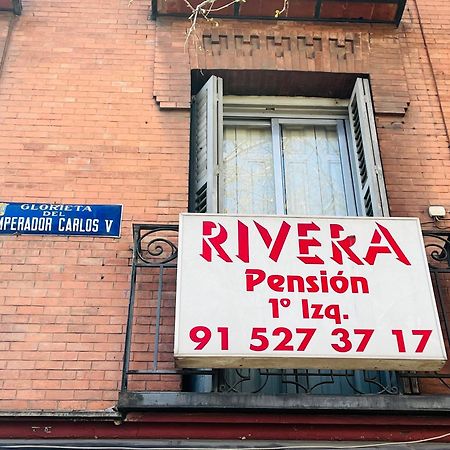 Pension Rivera Madrid Exterior photo
