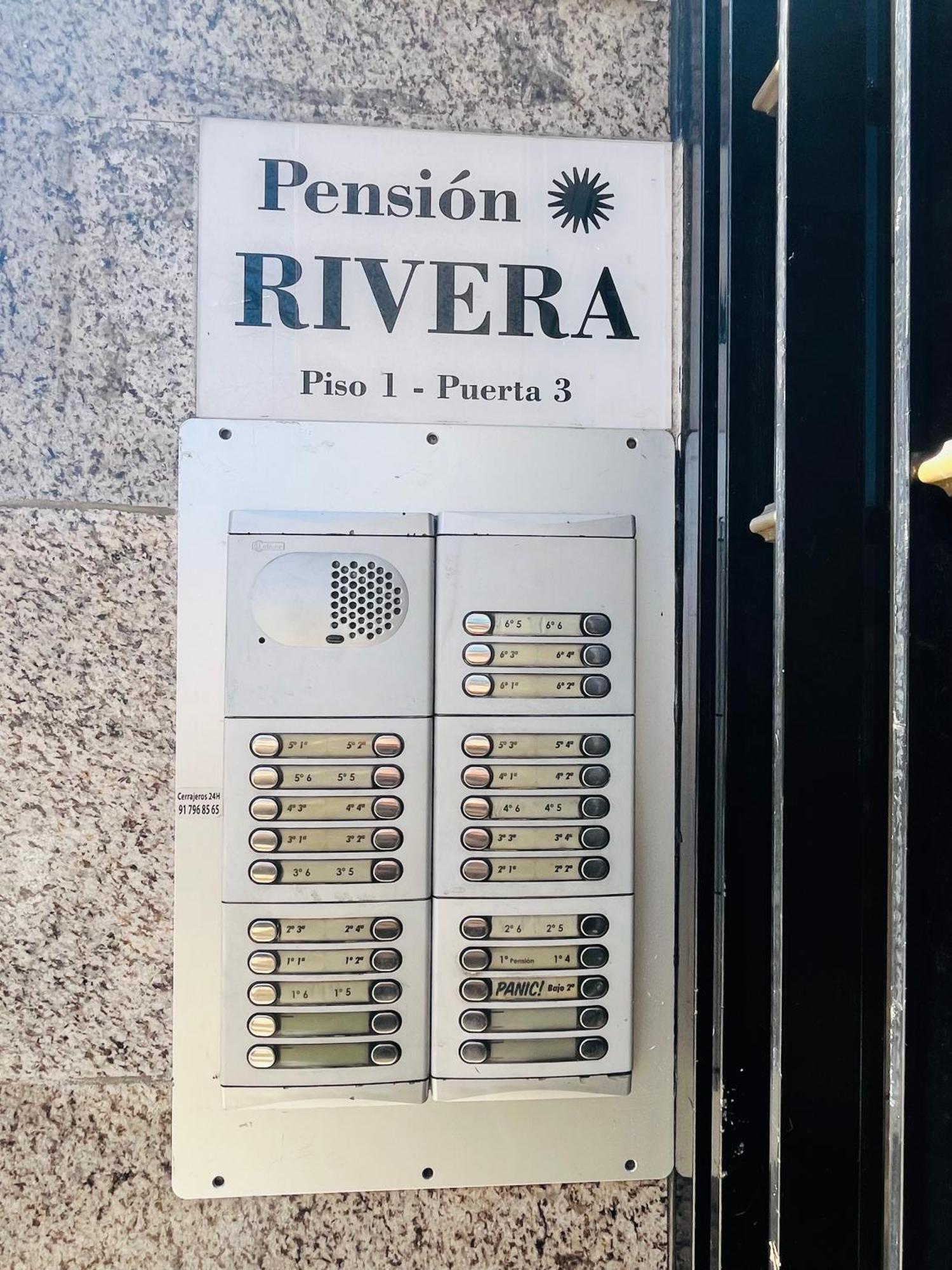 Pension Rivera Madrid Exterior photo