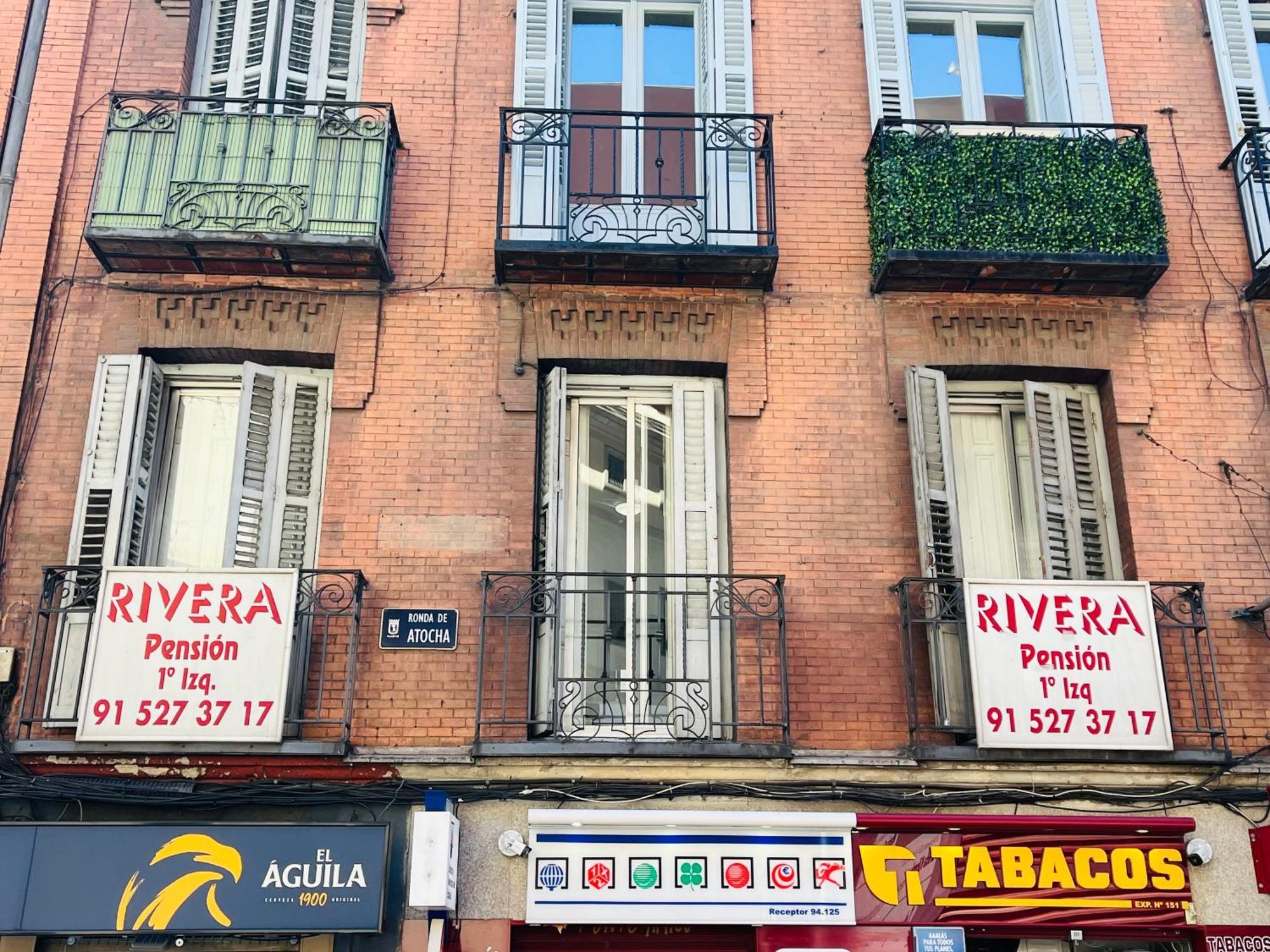 Pension Rivera Madrid Exterior photo